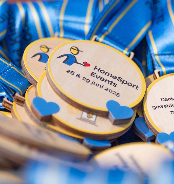 Custom-made medailles (van metaal of hout)