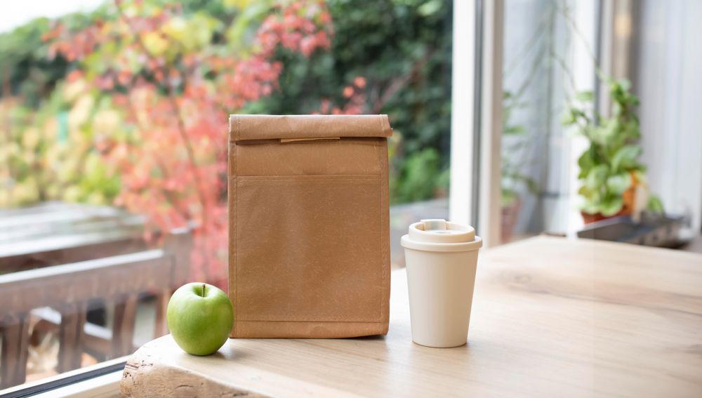 Non-woven (100 gr/m²) koeltas Onni