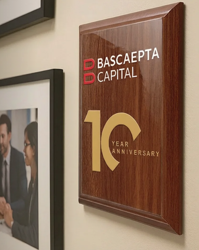 B-H150-156 wandbord van hout tot 30x37 cm