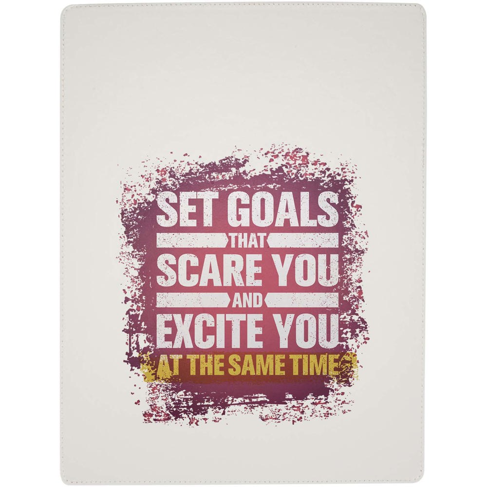 Clast A4 klembord met magnetische sluiting en RCS gerecyclede balpen (zwarte inkt)