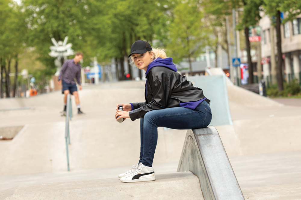 Impact AWARE™ 5 panel recycled katoenen truckercap