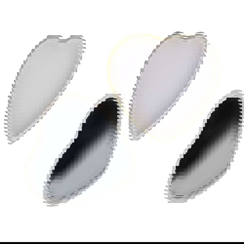 Platte metallic lippenbalsem in hartvorm