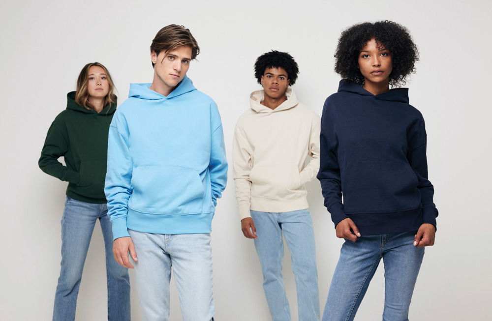 IQONIQ Yoho gerecycled katoen relaxed hoodie